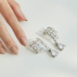 Ava Pear Drop Earring