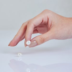 Mini Baroque Pearl Earring