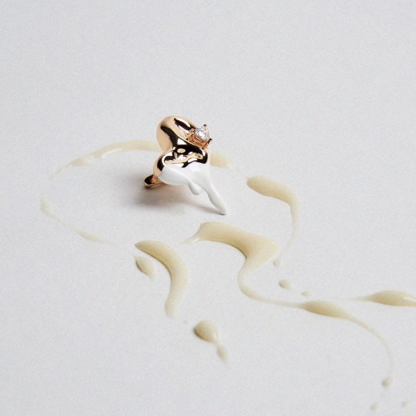 Melt Heart Ear cuff M